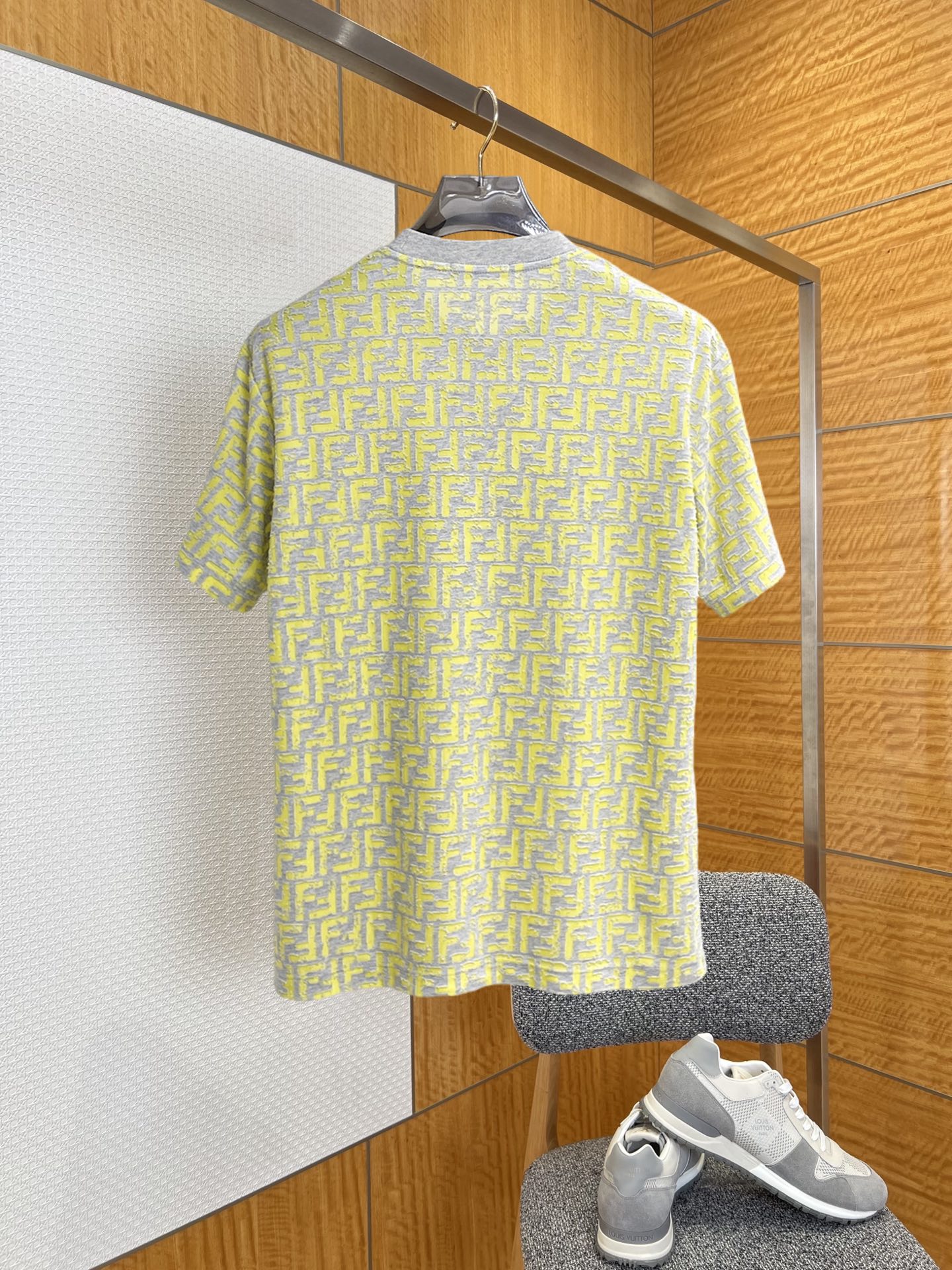 short sleeves